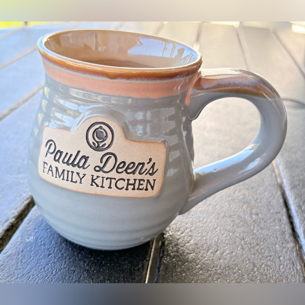 Paula Deen Gray Mug “Family Kitchen”